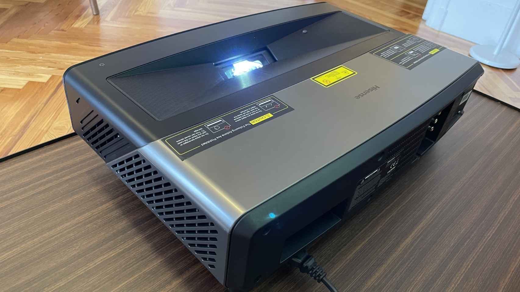 Laser TV 100l5f-a12 de Hisense