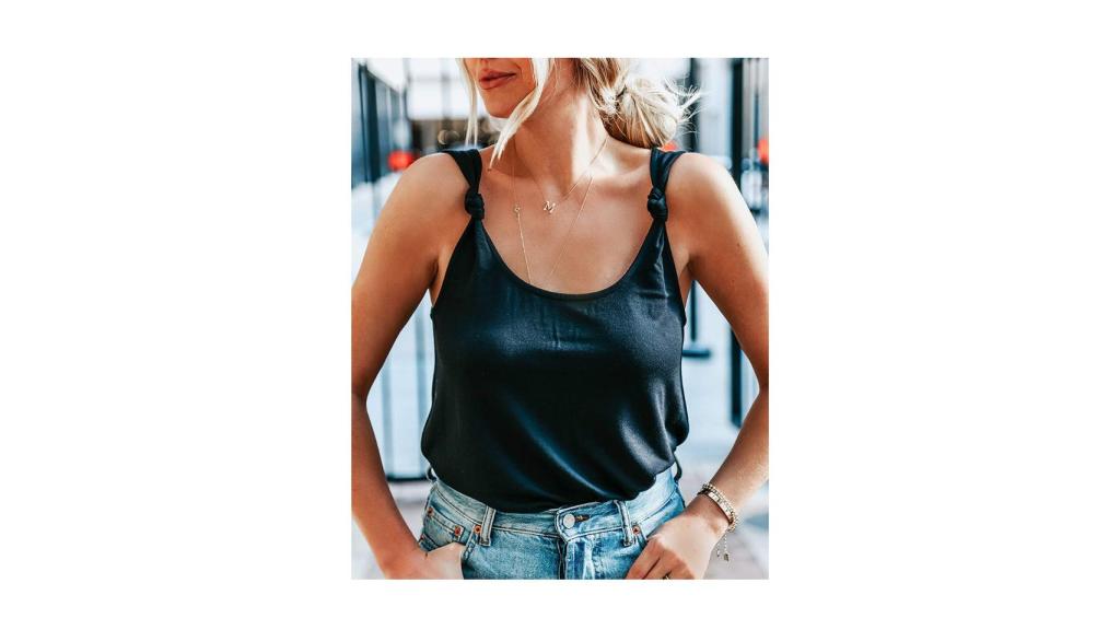 Camiseta con nudos