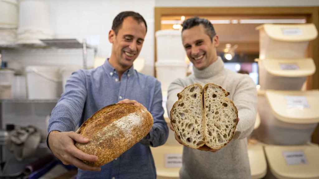 Alberto y Guido hacen el mejor pan de Madrid en Ciento Treinta Grados.