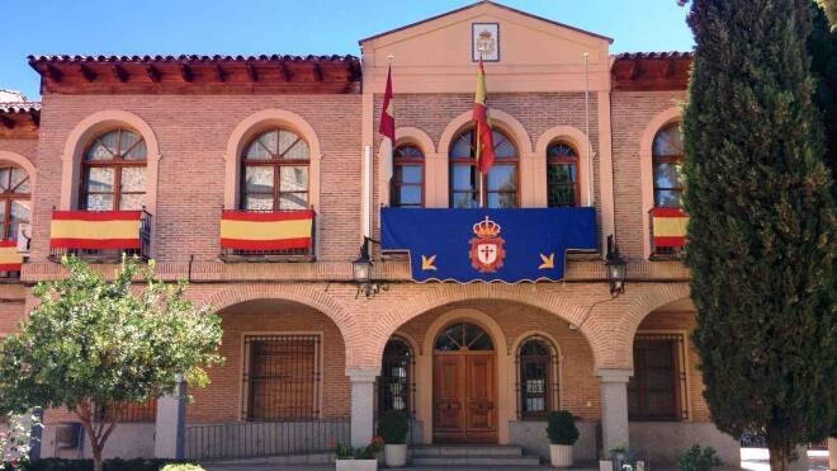 Ayuntamiento de La Puebla de Almoradiel
