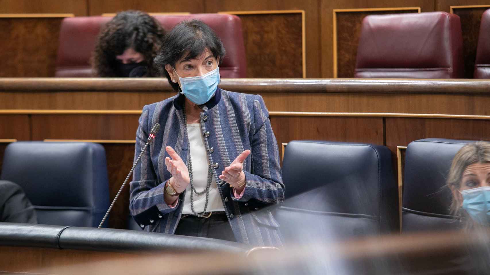Isabel Celaá, ministra de Educación y Formación Profesional, en el Congreso de los Diputados.