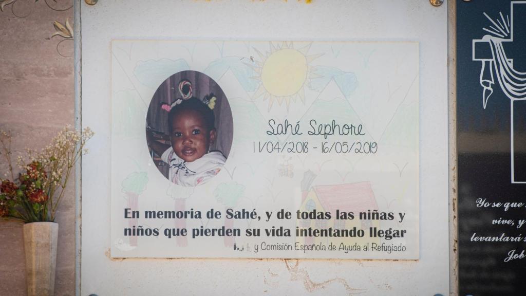 Lápida de Sephora, enterrada en un cementerio de Vecindario, en Gran Canaria.