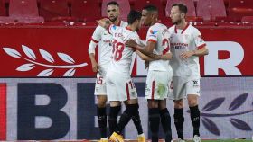 Los jugadores del Sevilla celebran un gol ante el Celta