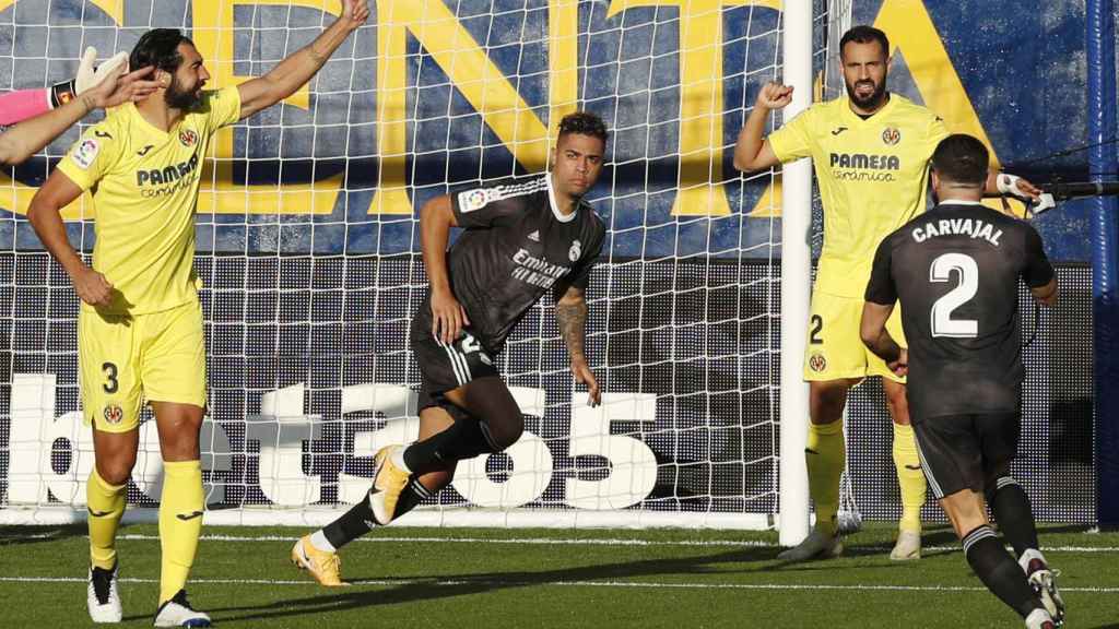Mariano celebra su gol al Villarreal