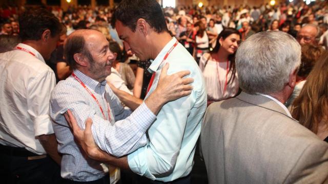 Pedro Sánchez y Alfredo Pérez Rubalcaba, en una foto de archivo.