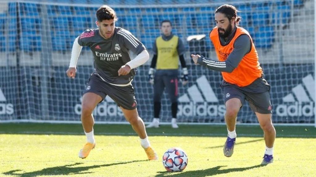 Marco Asensio e Isco Alarcón, durante un entrenamiento del Real Madrid