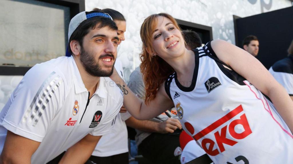 Campazzo celebra un título con el Real Madrid