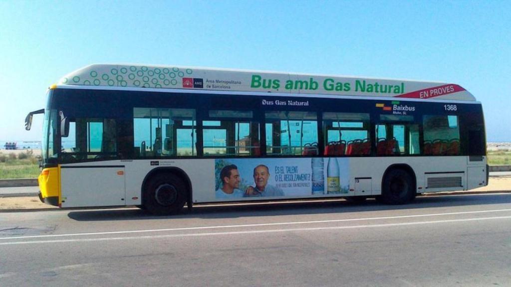 El permiso tipo D permite conducir autobuses en España.