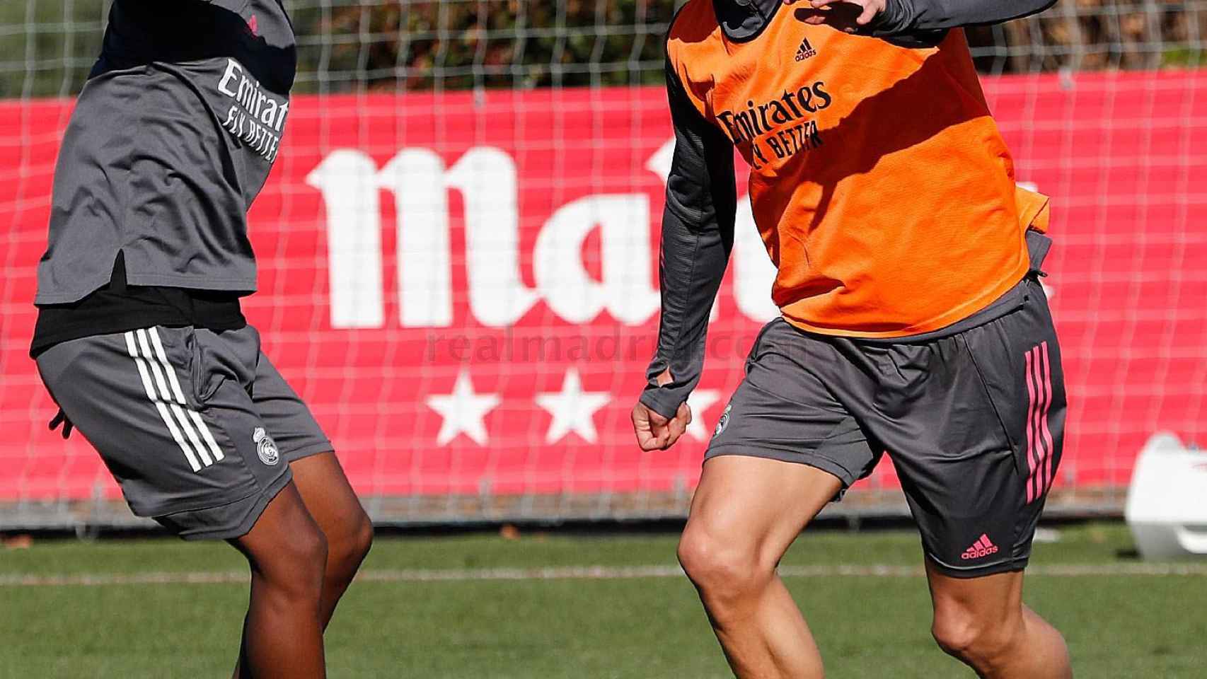 Rodrygo y Odegaard, en el entrenamiento del Real Madrid