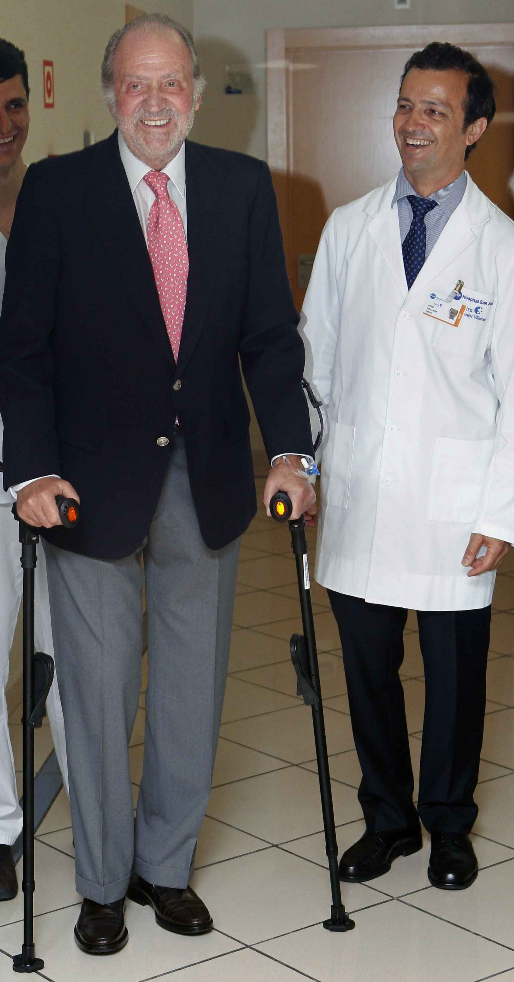 El rey Juan Carlos junto al doctor Ángel Villamor.