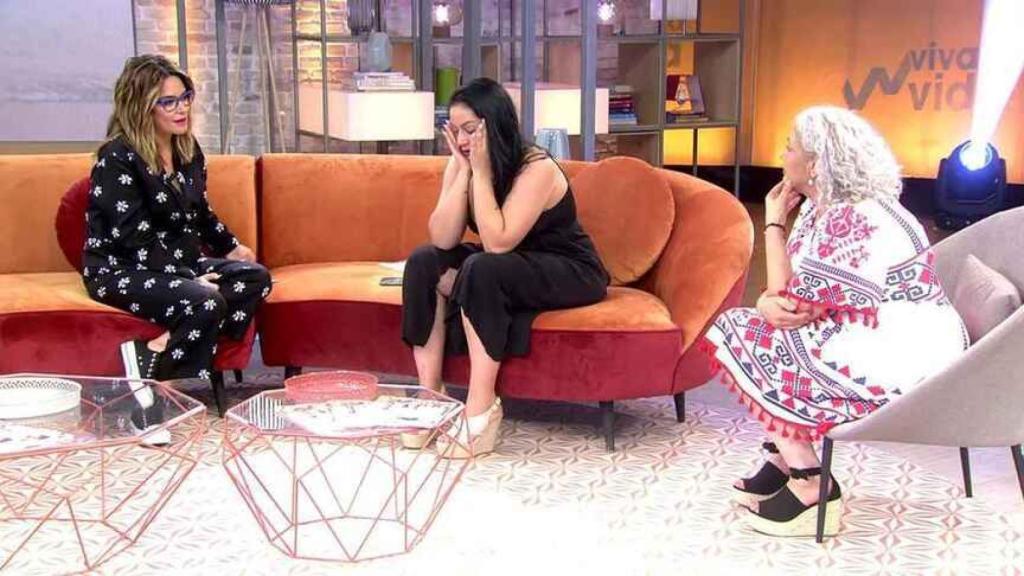 Dakota y su madre durante su visita a 'Viva la vida' el pasado mes de agosto.