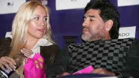 Verónica Ojeda y Maradona, en Buenos Aires.