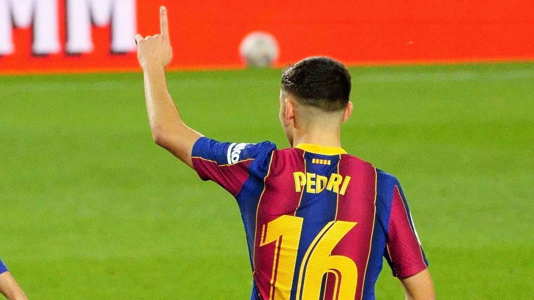 Pedri González celebra un gol con la camiseta del Barça