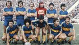 Maradona, recién llegado a Boca Juniors en 1981 para completar un equipo de ensueño junto al 'Loco' Gatti, Ruggeri, Brindisi, Gareca...