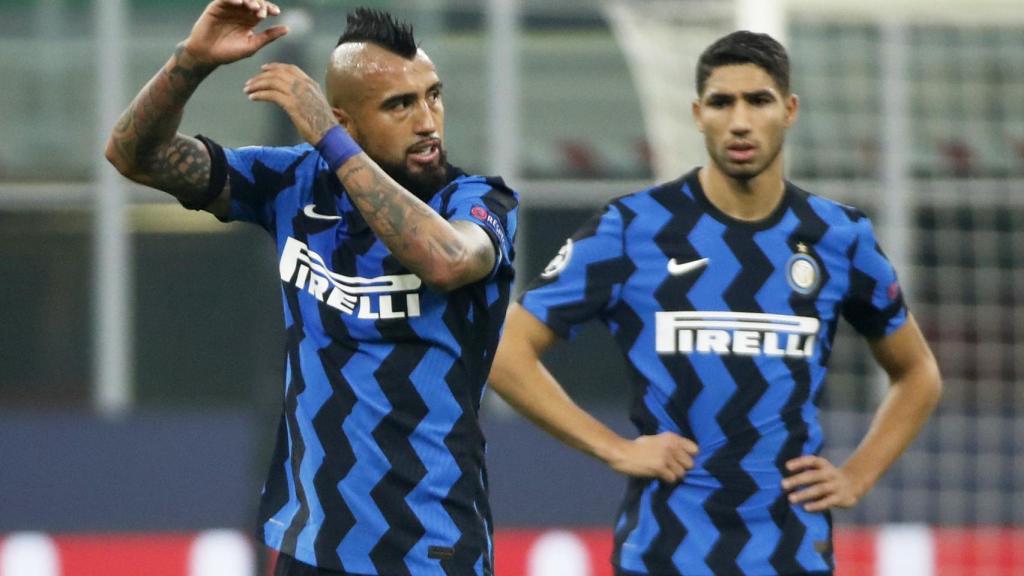 Arturo Vidal se marcha expulsado quejándose
