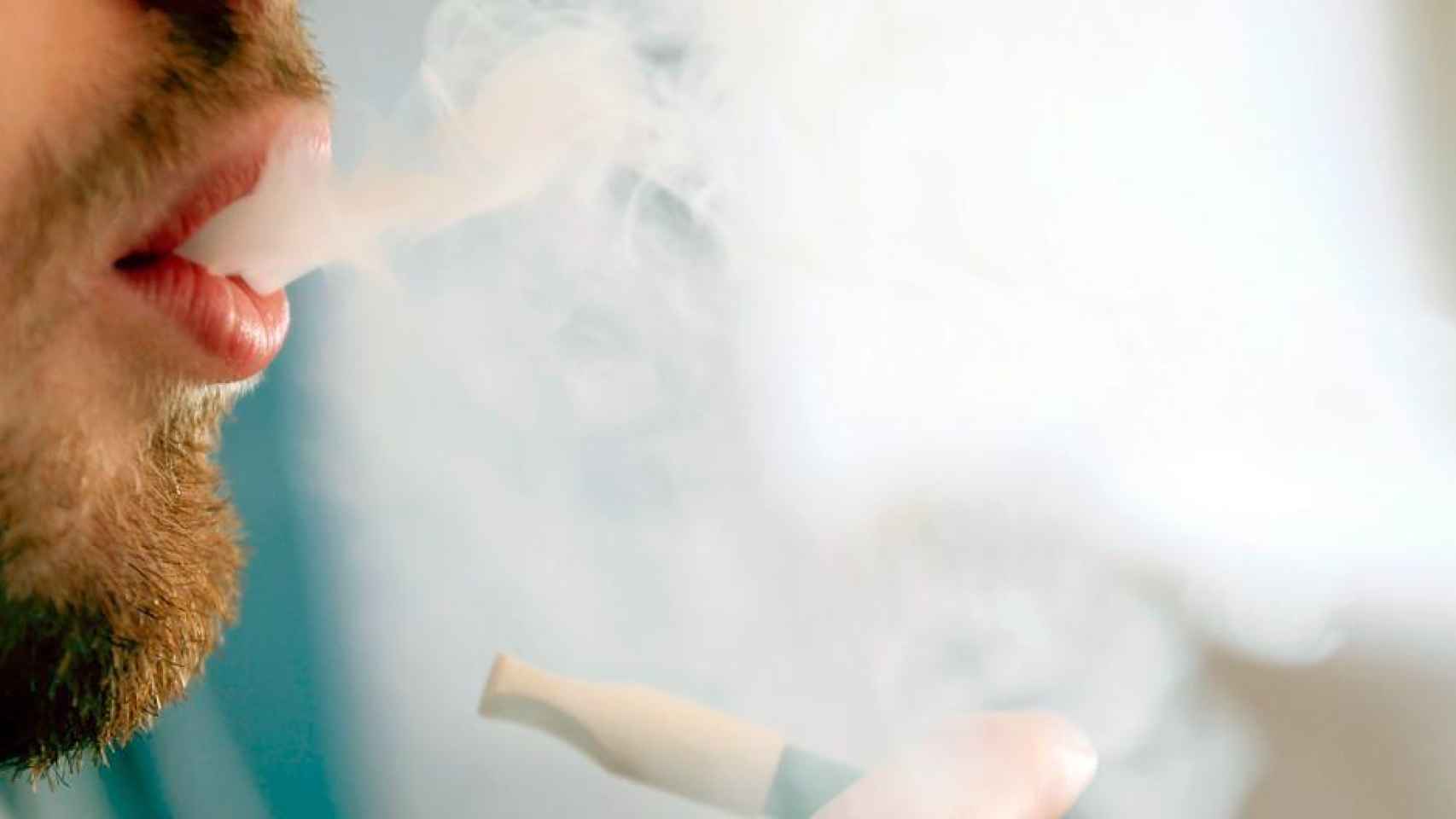 Un estudio apunta al cigarrillo electrónico como la terapia más