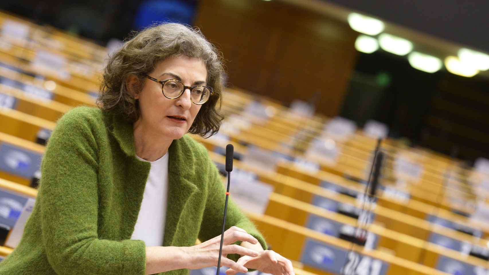 La eurodiputada de Ciudadanos, Maite Pagazaurduntúa, durante un debate en el pleno