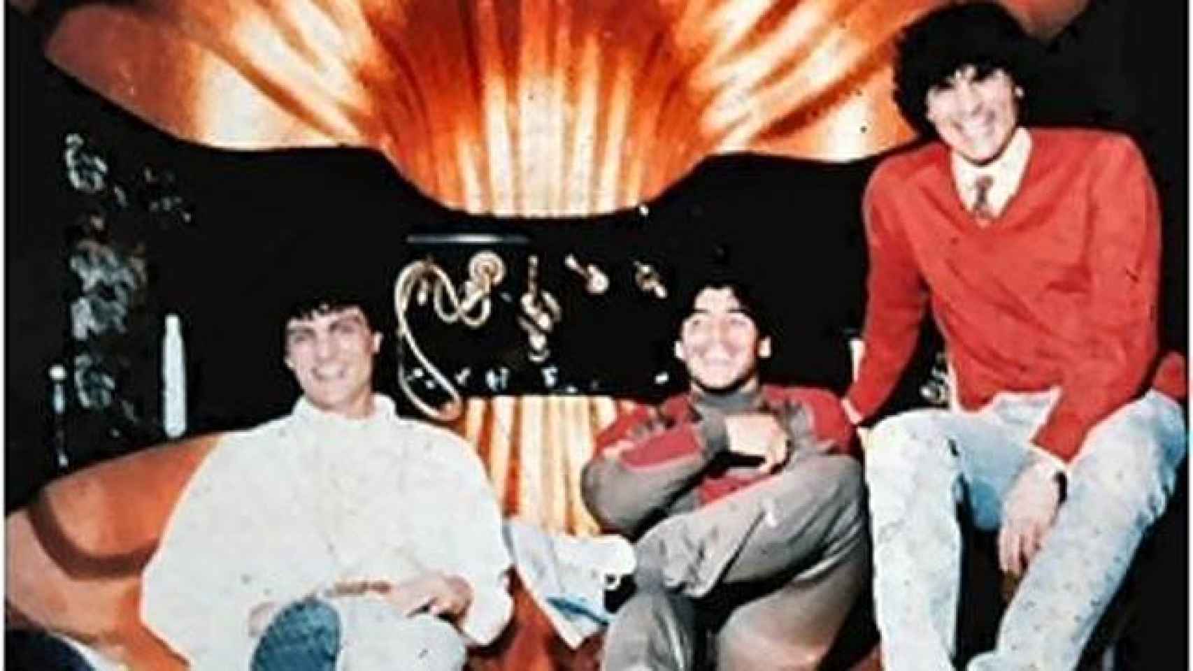 Maradona junto a los Giuliano