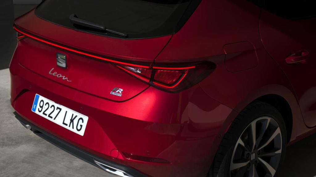 Trasera del Seat León e-Hybrid.