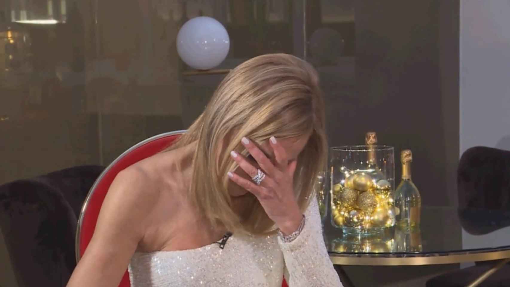 Durante la entrevista que le realizó Ane en la grabación del spot, la actriz no pudo contener las lágrimas.