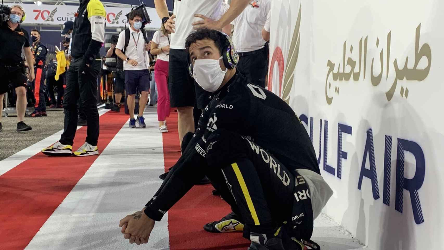 Ricciardo antes de la salida en el GP de Bahréin