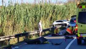 Imagen del accidente en el que han muerto dos ciclistas en El Papiol (Foto: Twitter)