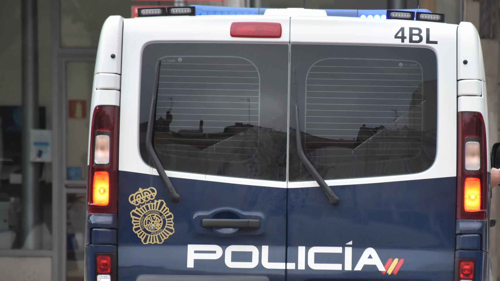 La Policía Nacional identifica en Burgos a un hombre por abatir varias  palomas con una carabina