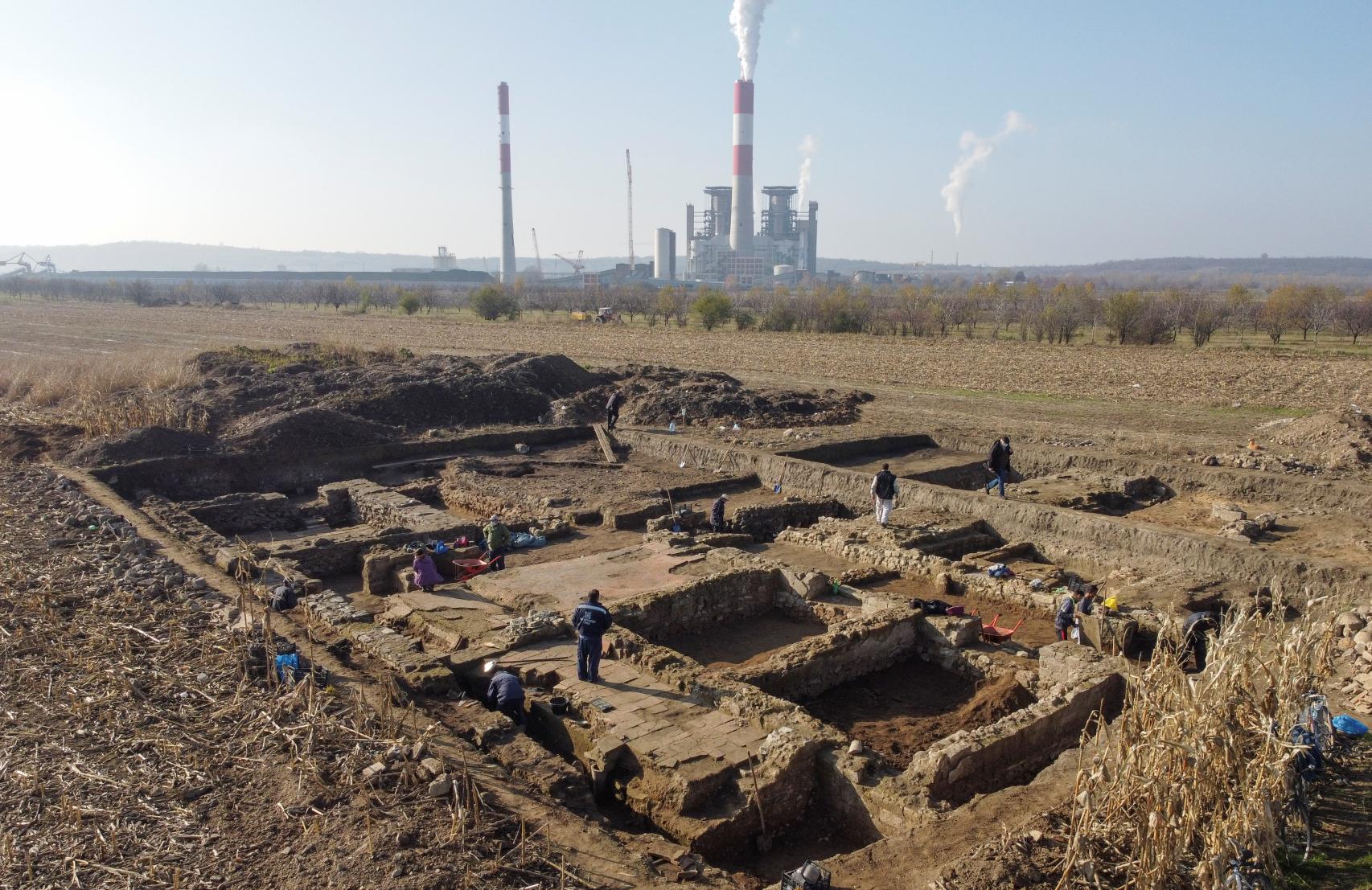 Una espectacular base romana hallada recientemente en Serbia.