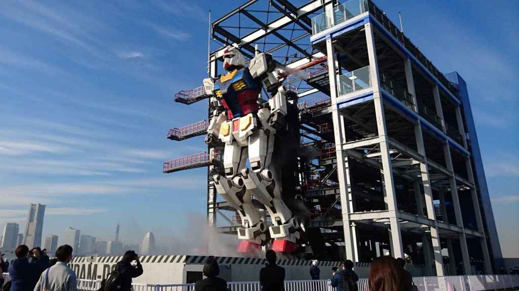 El robot gigante 'Gundam' ha sido completado