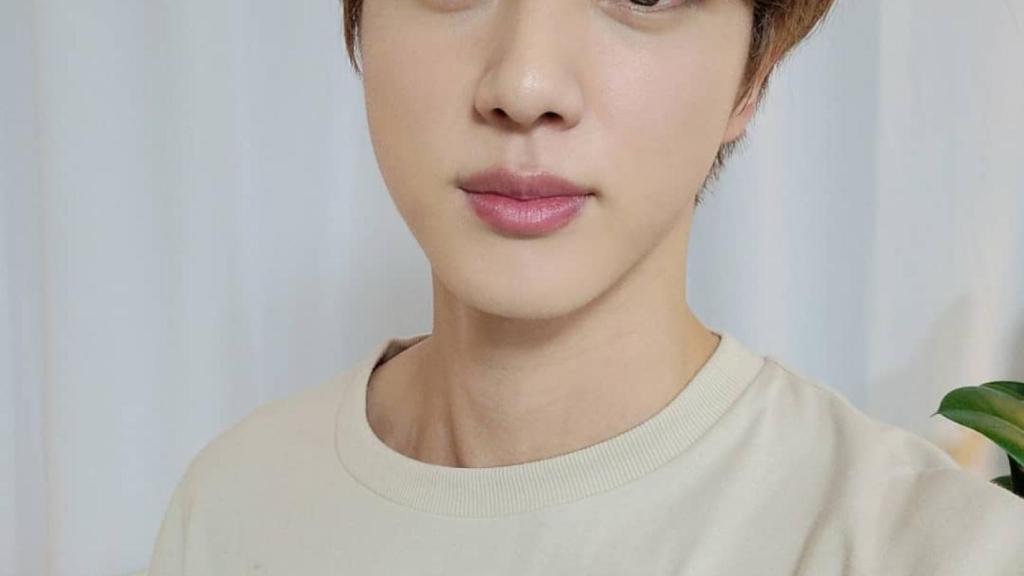 Kim Seok-jin cumple 28 años este viernes.