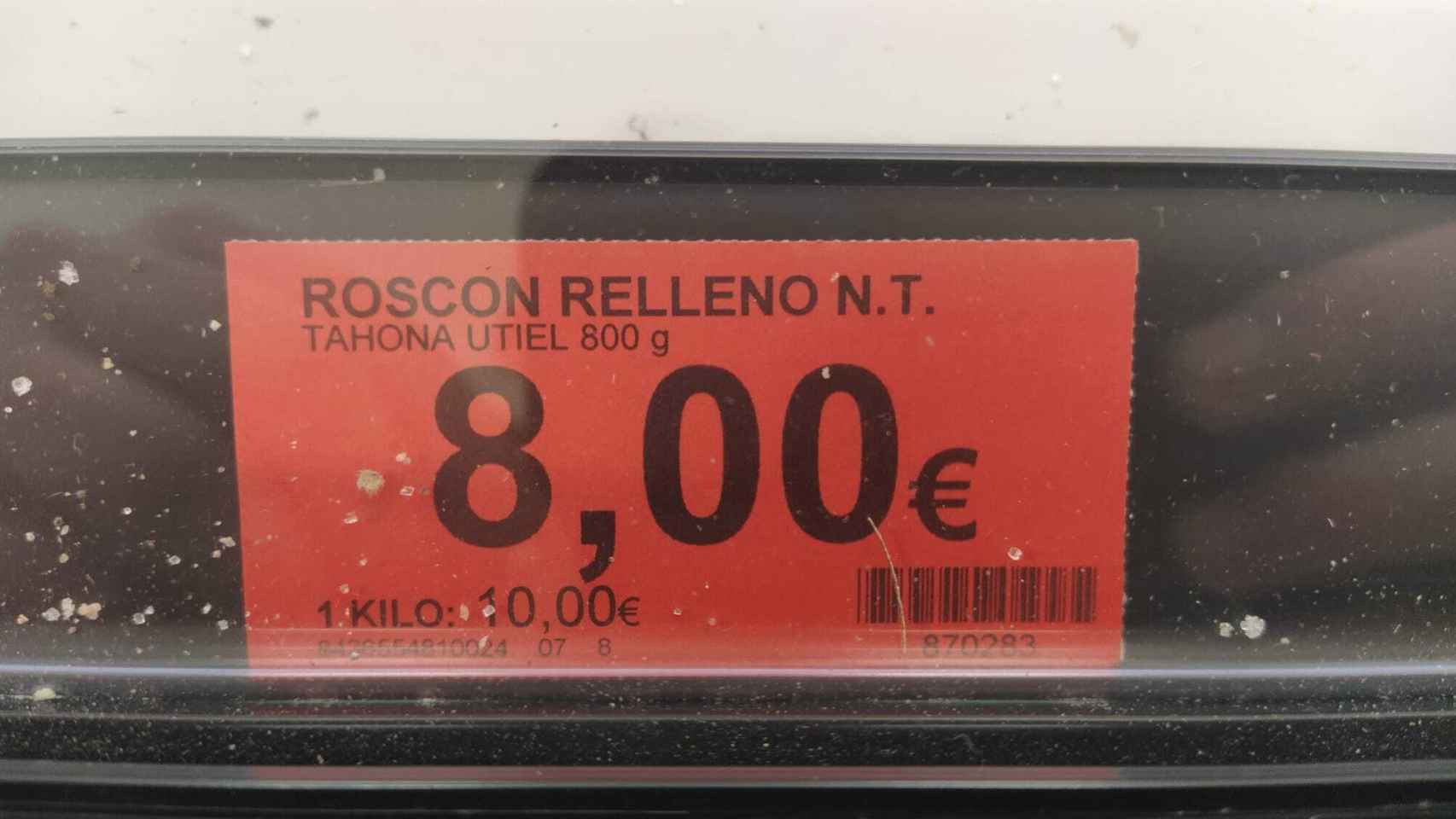 El precio de cada roscón de 800 gramos es de 8 euros.