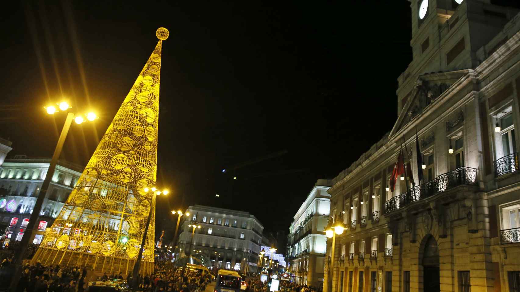 La Puerta del Sol, en plena Navidad.