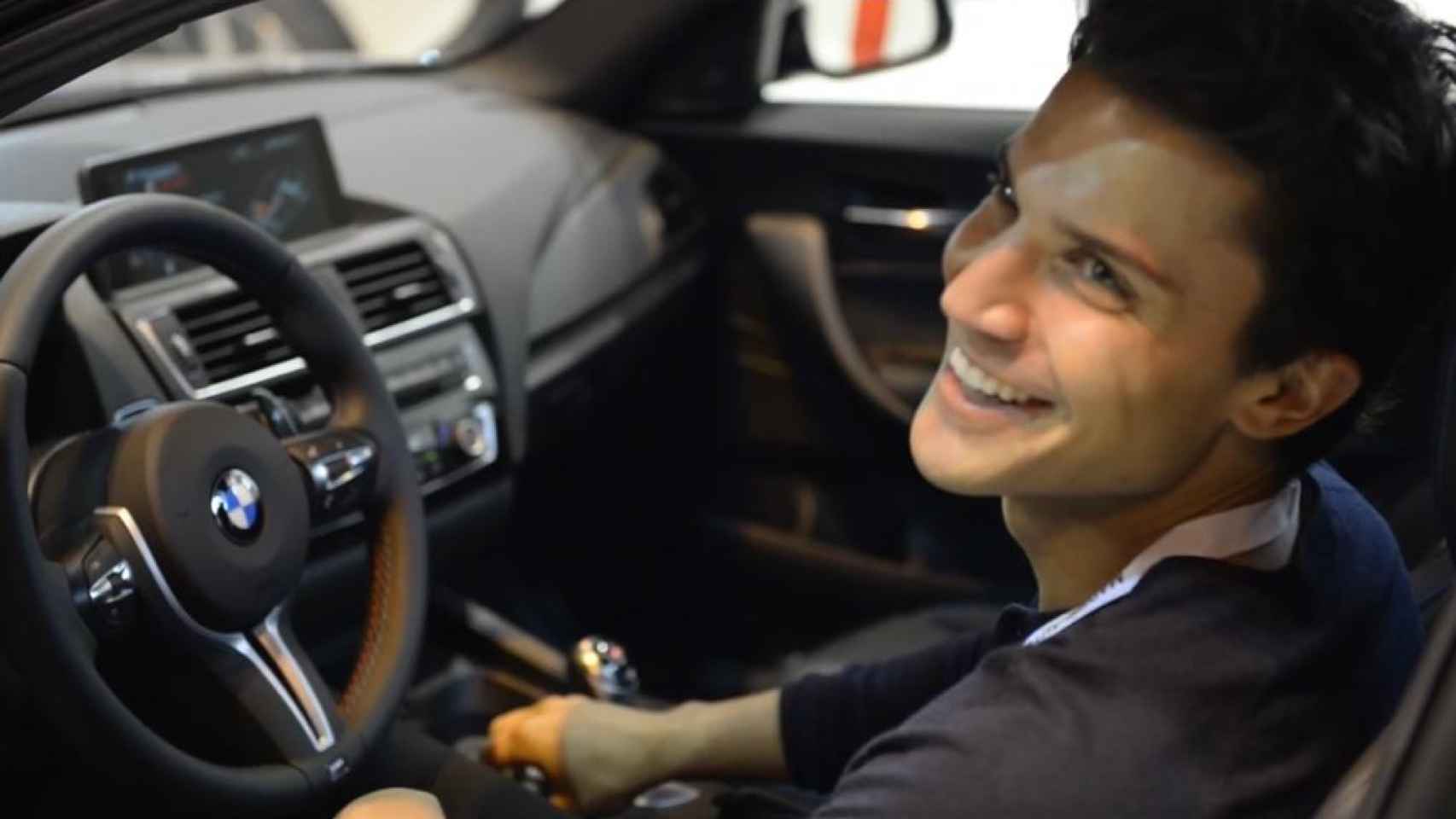 El actor Álex González es embajador de la marca BMW.