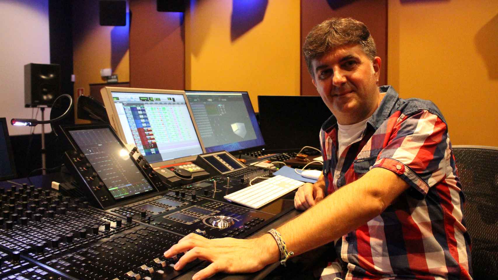 Mikel Fernández Krutzaga, músico y mezclador de sonido.