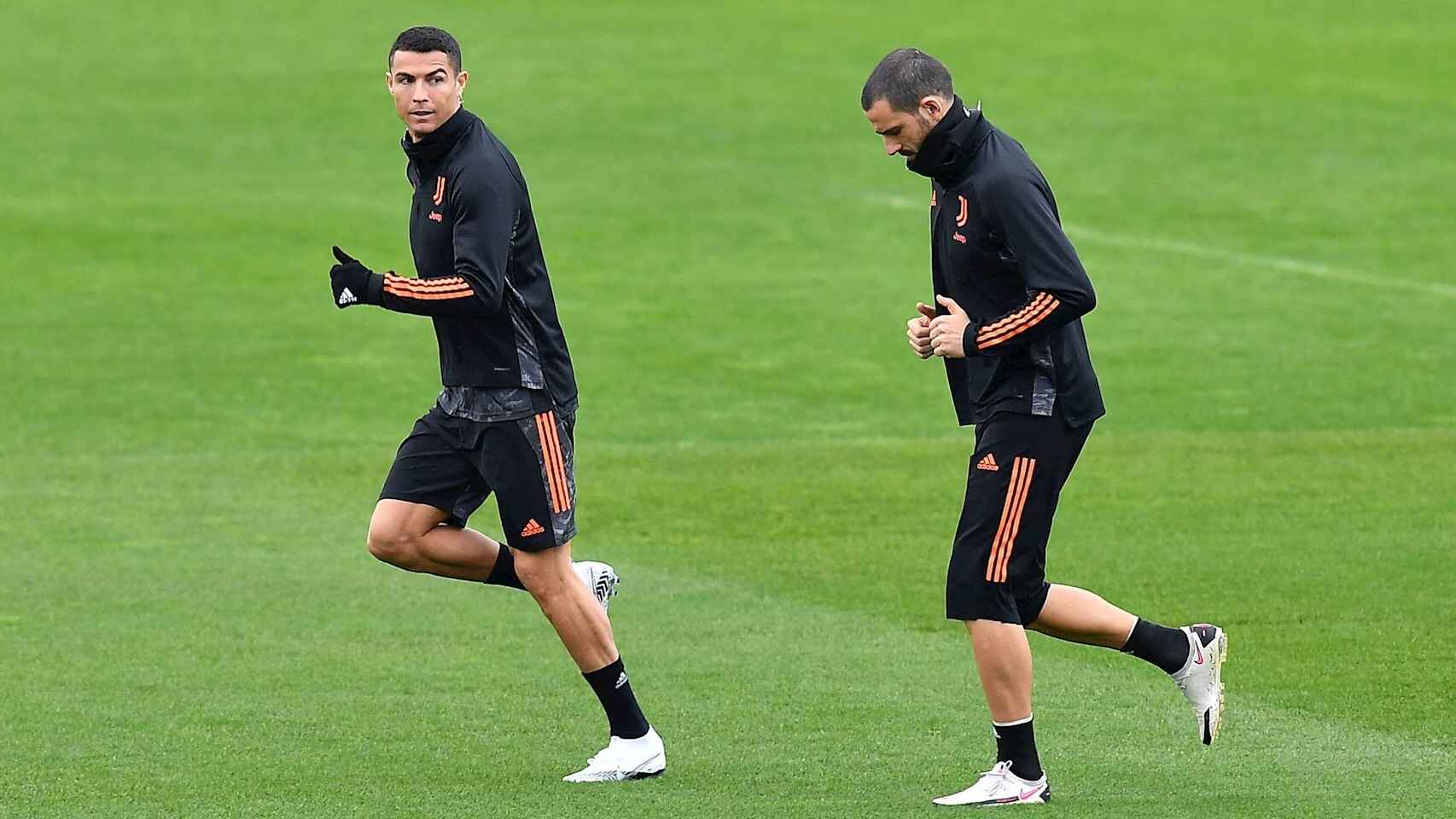 Bonucci y Cristiano Ronaldo, en un entrenamiento de la Juventus de Turín