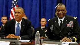El general Lloyd Austin junto a Barack Obama en una imagen de 2014.