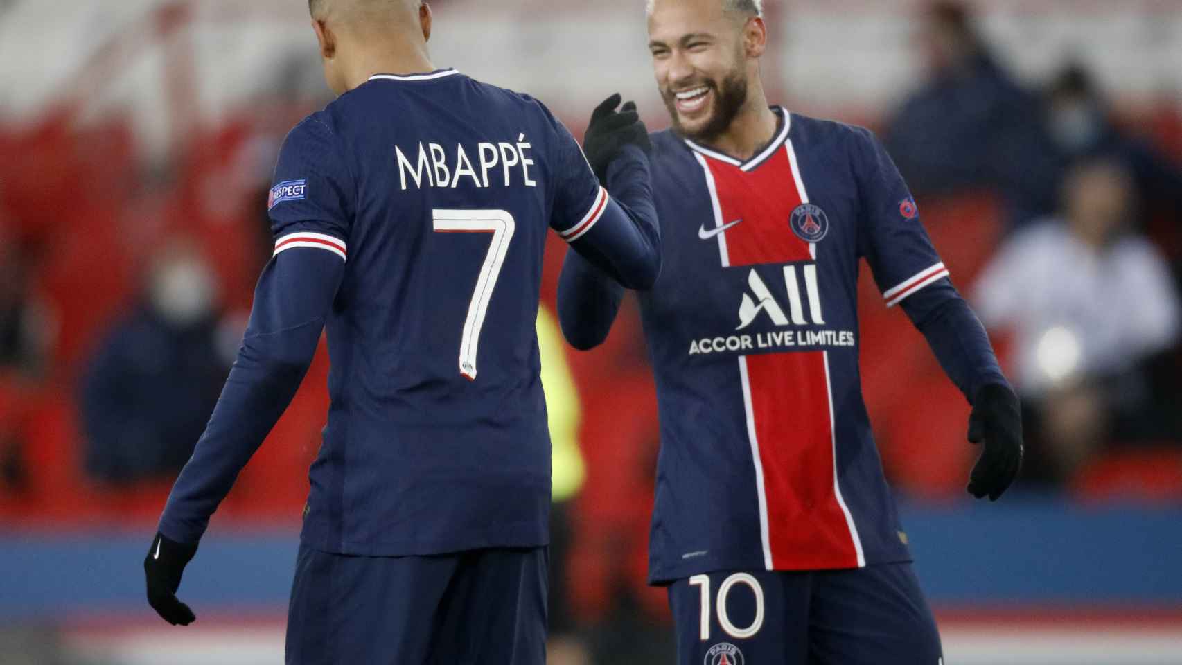 Mbappé y Neymar con el PSG
