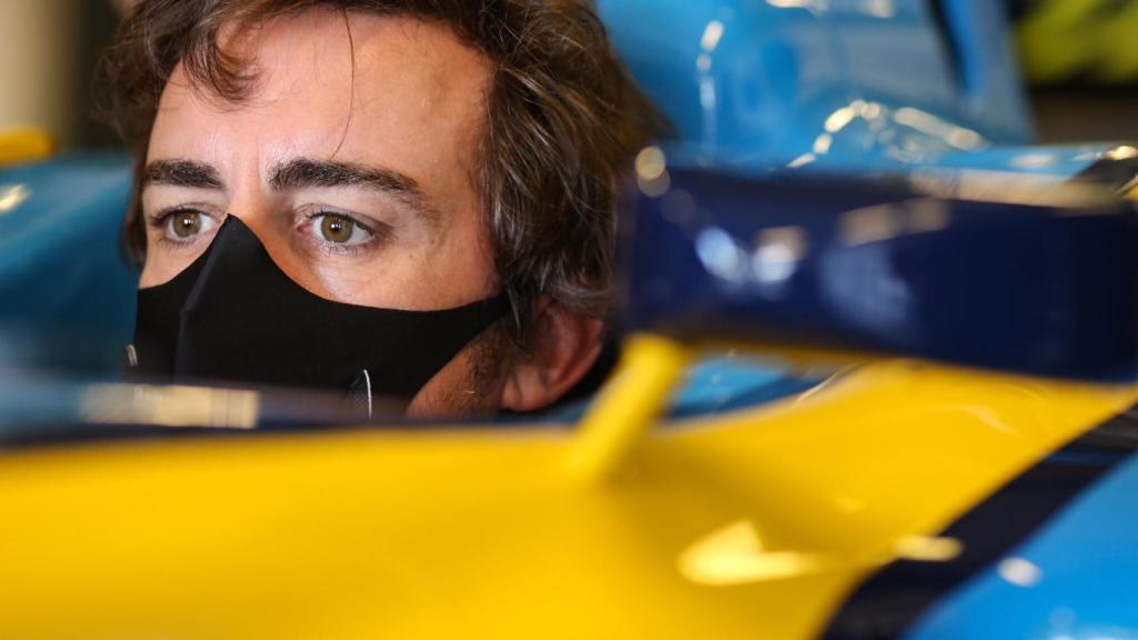 Fernando Alonso, en el R25