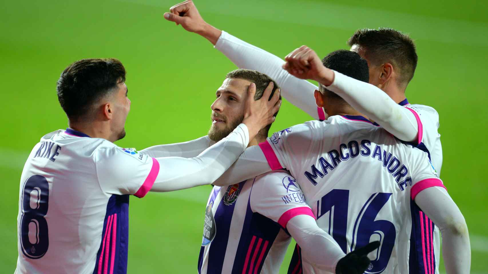 El Valladolid celebra un gol ante Osasuna
