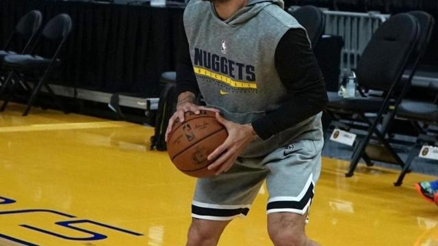 Facundo Campazzo, durante el calentamiento de un partido con los Denver Nuggets