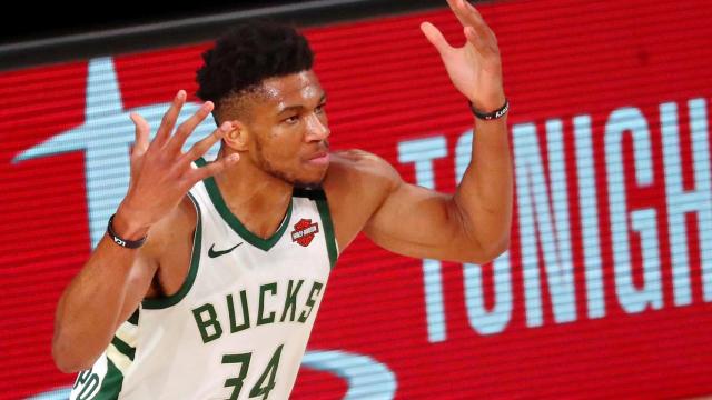 Antetokounmpo en un partido con los Bucks