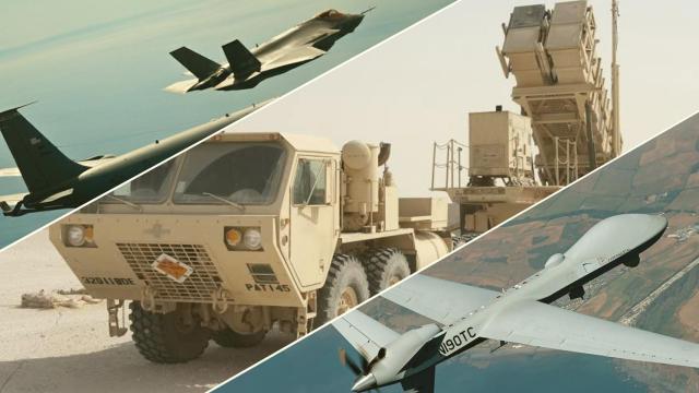 Misiles Hellfire, Patriots, drones y bombas con láser: el nuevo arsenal de Marruecos en el Estrecho