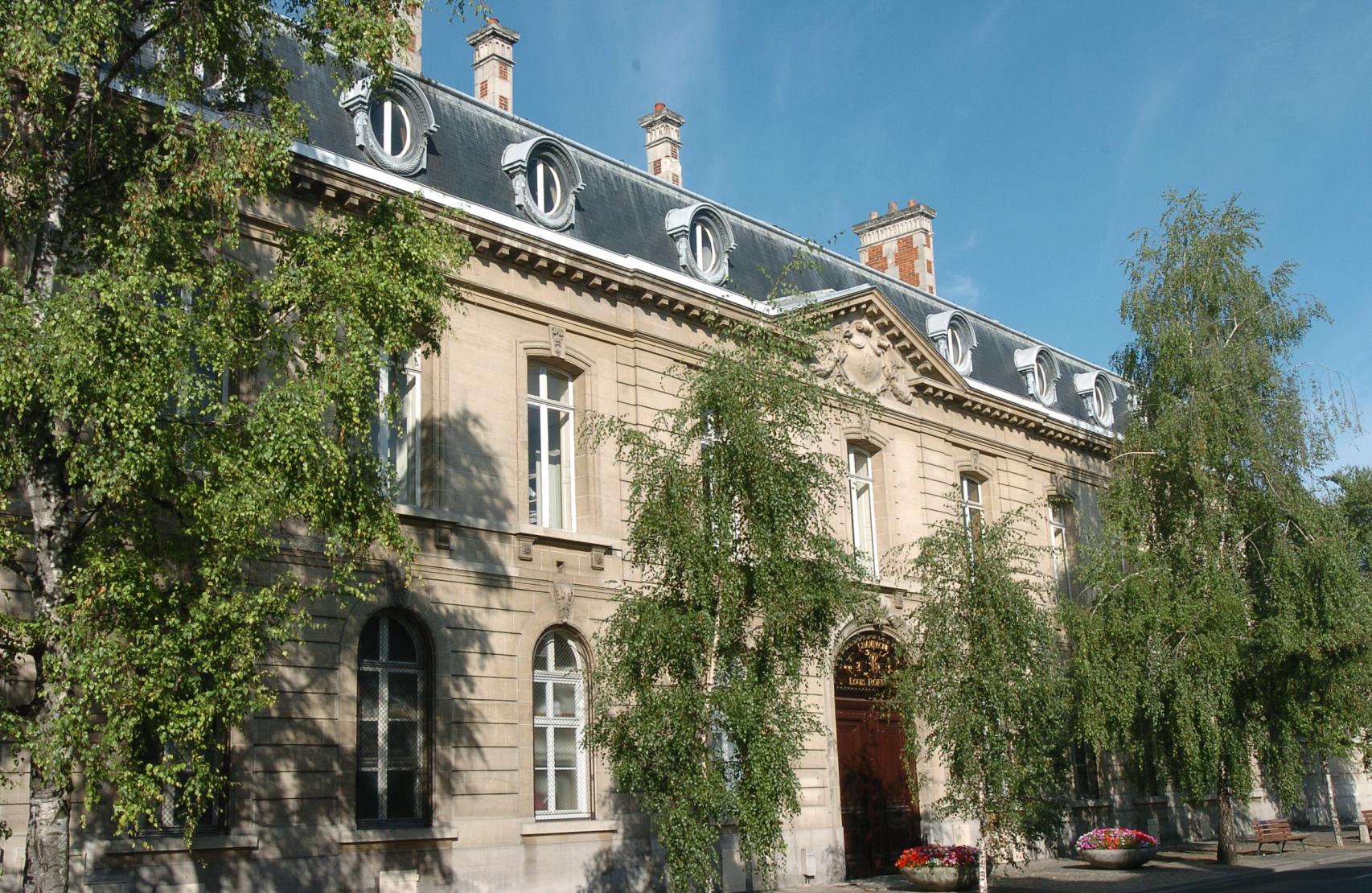 Maison Louis Roederer.
