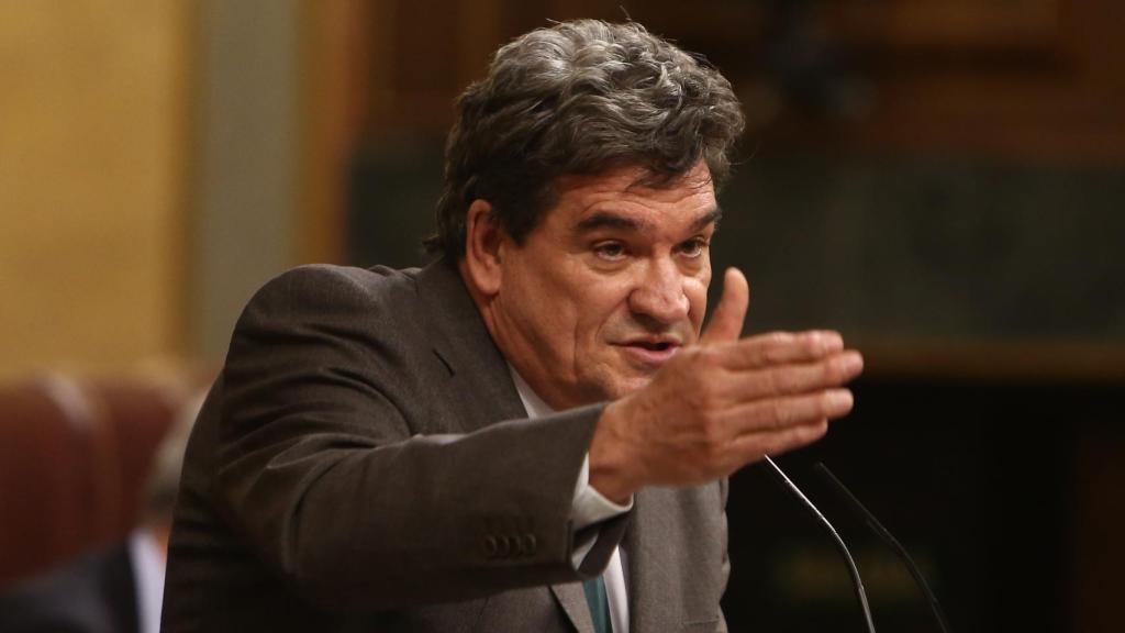 José Luis Escrivá, ministro de Inclusión, Seguridad Social y Migraciones, en el Congreso.