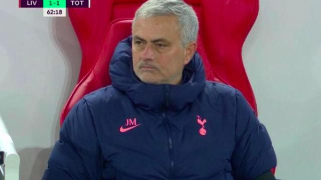 Las imágenes del mundo del deporte: Mourinho arrasa con su post tras perder contra el Liverpool