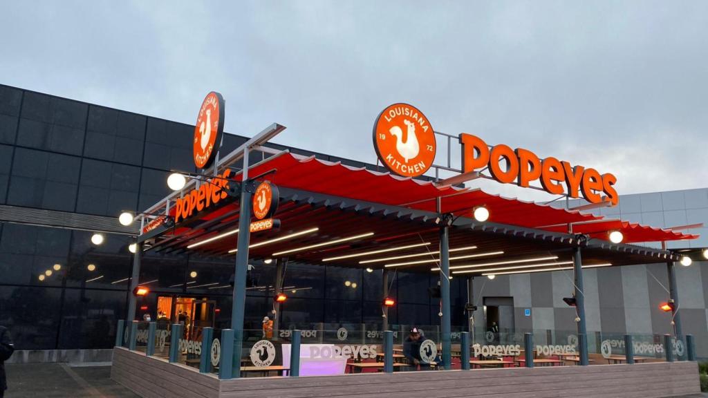 De Madrid a Guadalajara: el pollo fresco y 'low cost' de Popeyes se expande  con el objetivo de abrir 200 locales