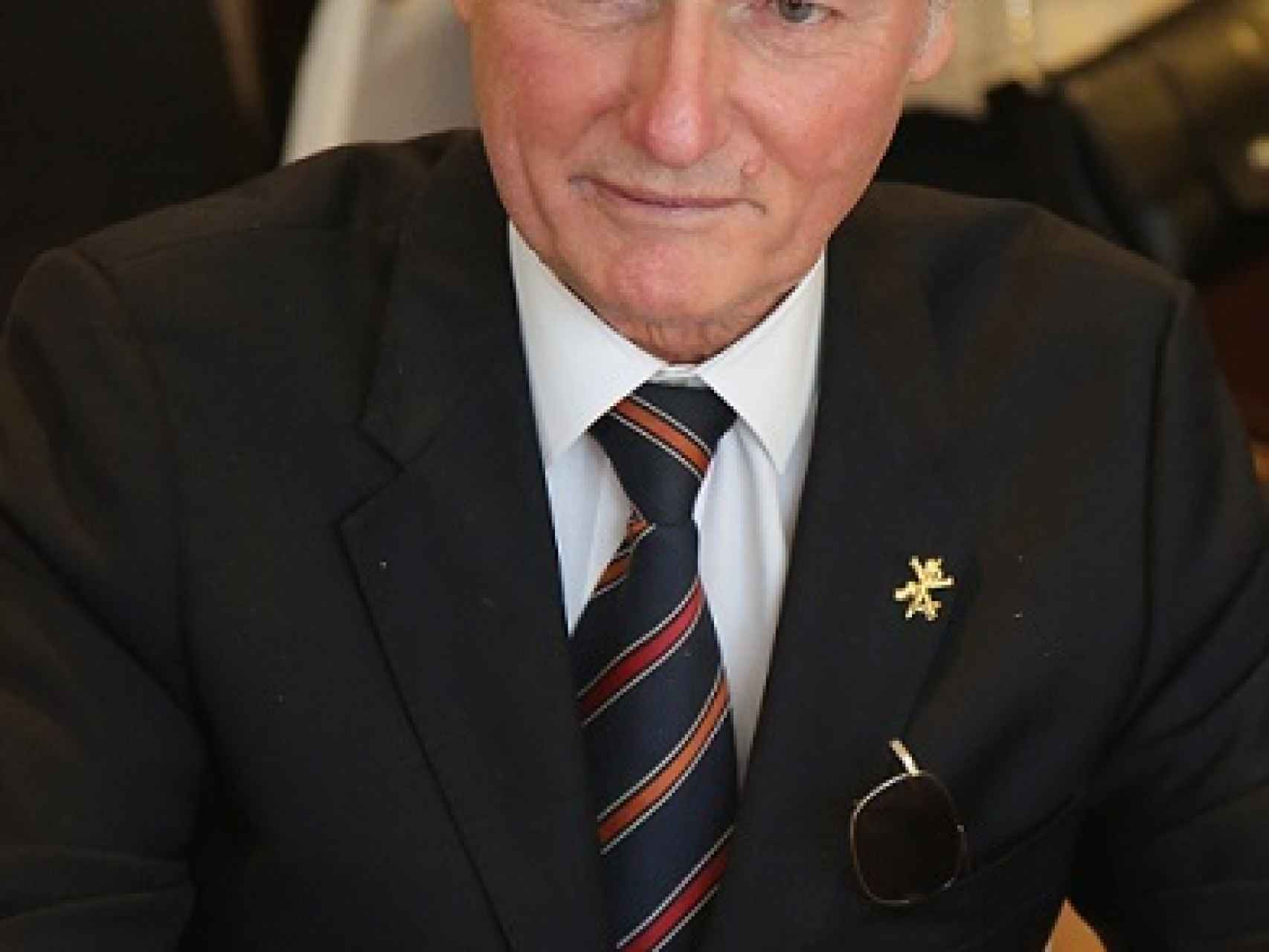 Sixto de Borbón-Parma nació en Pau en 1940.