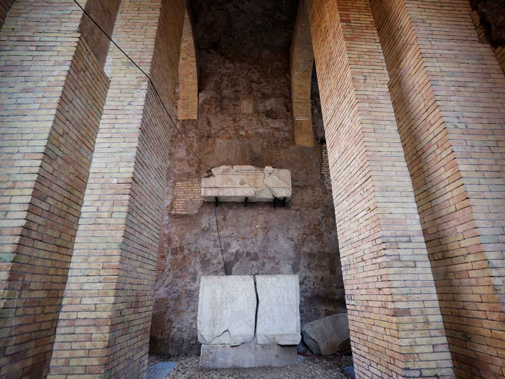 Interior del mausoleo de Augusto.