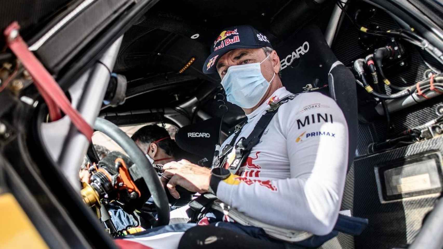 Carlos Sainz en su Mini del Dakar 2021