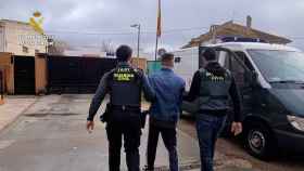 Desarticulada una red criminal que realizó más de 260 estafas con la venta de mascarillas y material para la COVID-19. Foto: Guardia Civil